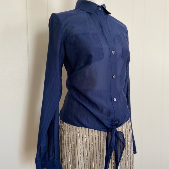 THEORY Navy Button Down Tie Front size Small - Picture 15 of 16